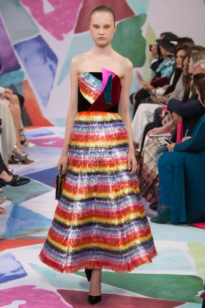 Look 29